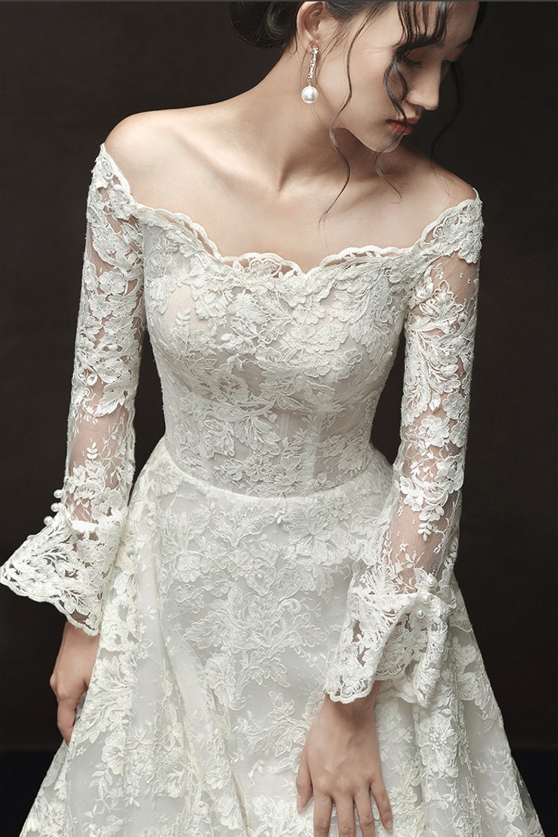 A-Line Off-the-Shoulder Long Lace-up Lace Wedding Dress