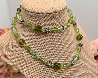 Vintage Vendome Necklace 1960s Necklace 30" Faceted Green Clear Crystals Silver Toned Stunning Beauty