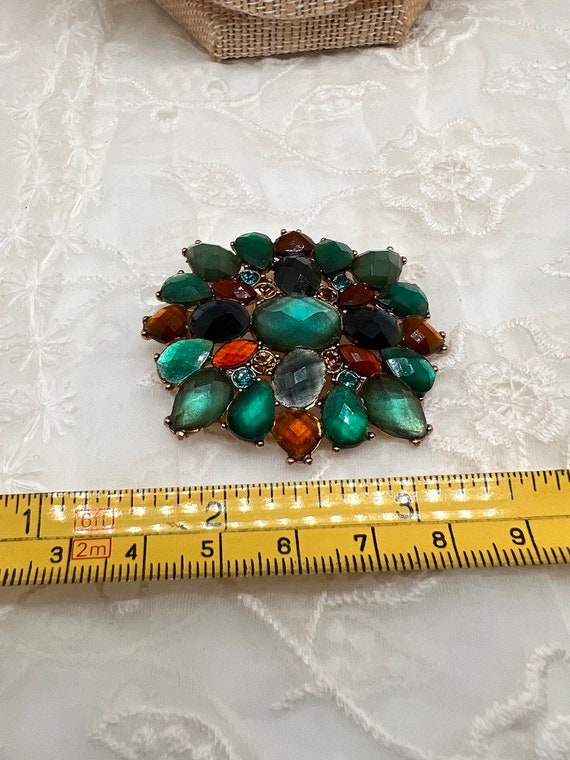 Vintage Pin and Earrings Faceted Green Blue Brown… - image 10