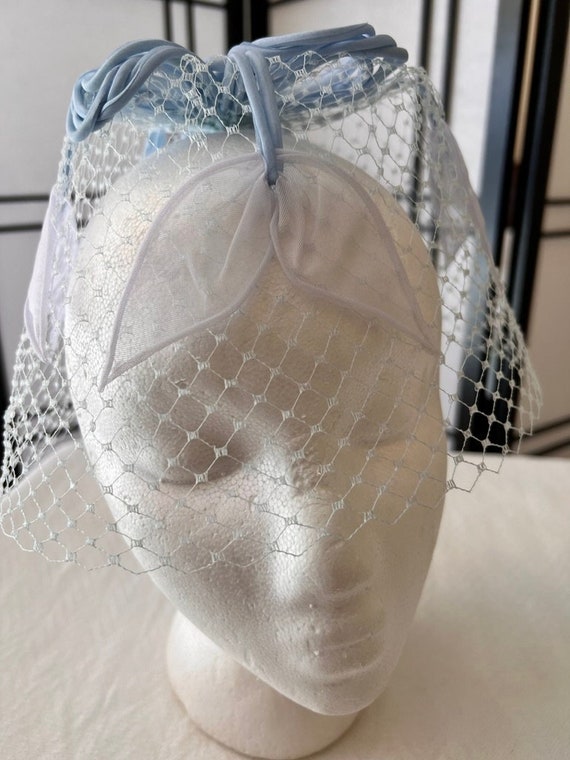 Vintage Fascinator Pale Blue Netting Gorgeous Hat… - image 3