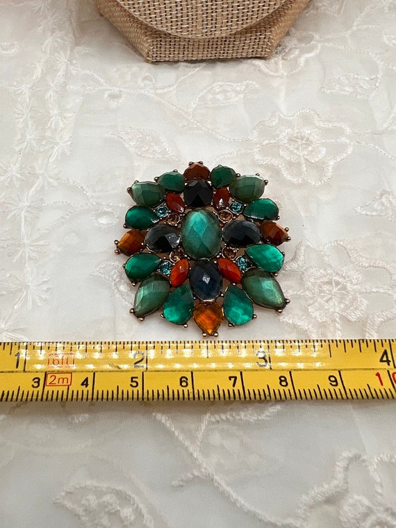 Vintage Pin and Earrings Faceted Green Blue Brown… - image 9