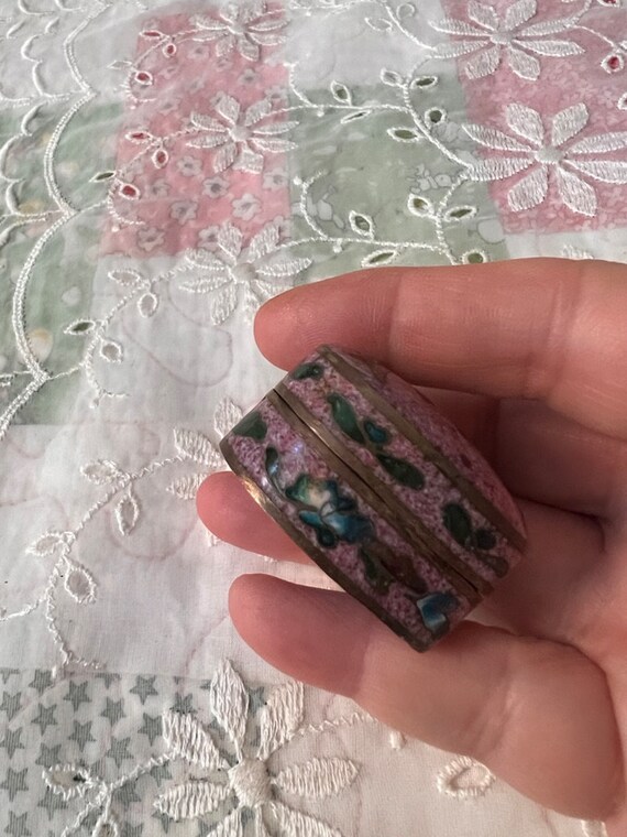 Vintage Pill Box Heart Shaped Cloisonné Floral Pi… - image 3