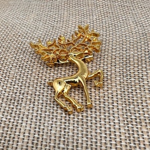 Golden Deer Pin Large Antlers Stylish Bold Brooch Reindeer