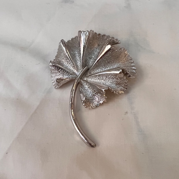 Vintage Coro Pegasus Ruffled Pin Silver Plated Leaf Brooch