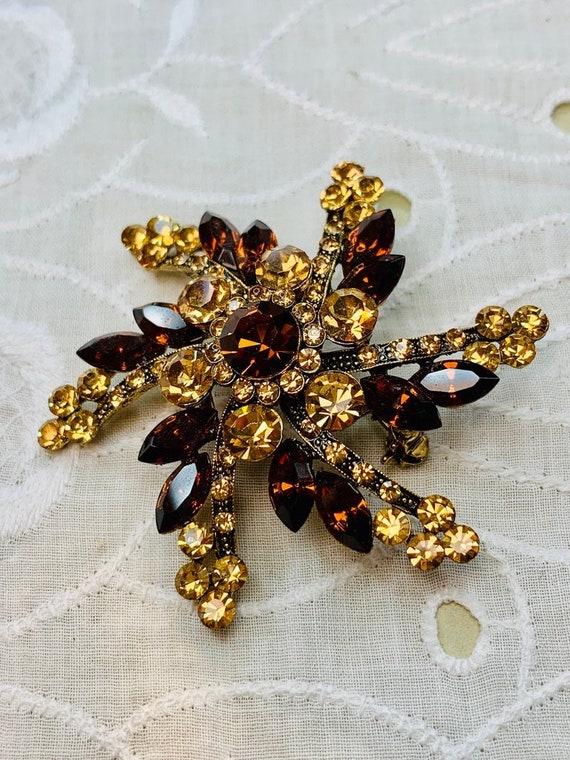 Vintage Pin Brooch Deep Amber and Fiery Gold Cryst