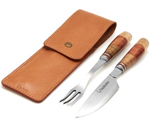 Juego de Barbacoa Artesanal Argentina Premium I Juego de Cuchillo y Tenedor Gaucho I Asado I Mango de Madera con Estuche de Cuero Genuino