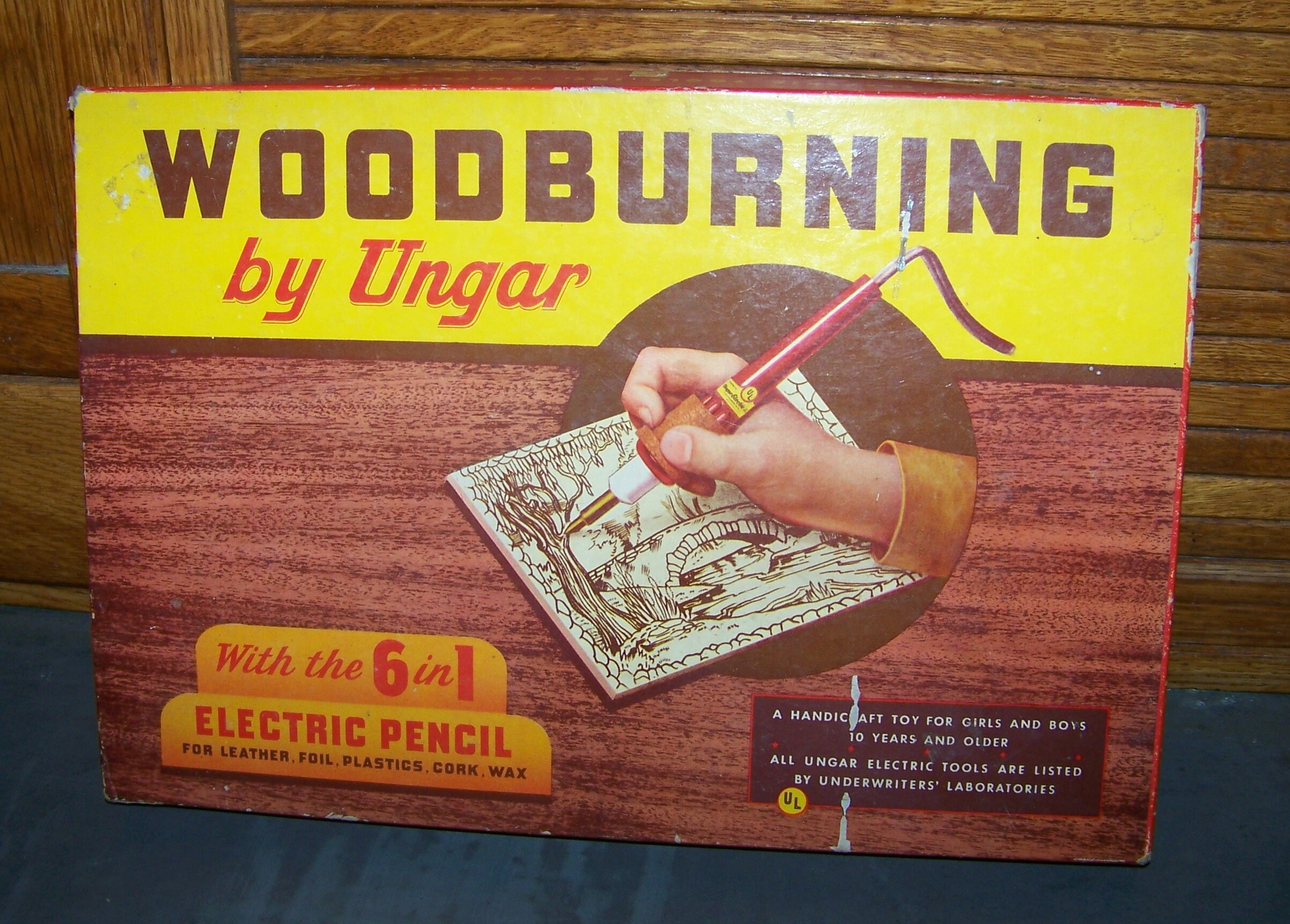 Vintage 1970s or 80s Deluxe Woodburning Kit Lakeside Irwin -  Israel