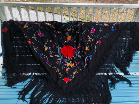 Antique Piano Shawl