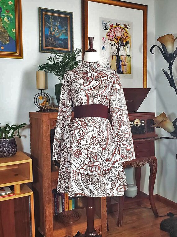 Vintage Psychedelic Paisley Vicky Vaughn Dress