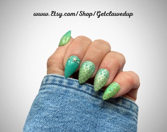 Blue Green Press On Nails: Ocean Sea Beach Reusable Nails