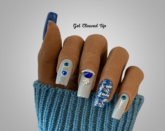 Saturn Press On Nails: Blue Crystal Chrome Design