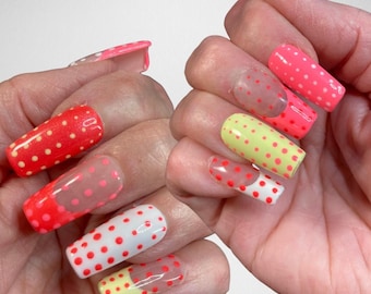 Polka Dot Press On Nails: Square, Reusable Gel Nails