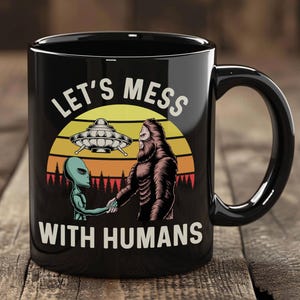 Bigfoot Gifts, Bigfoot Mug, Bigfoot Coffee Mug, Bigfoot Cup, Bigfoot Coffee Cup, Sasquatch Mug, Sasquatch Gifts, Cryptid Mug, Cryptid Gift