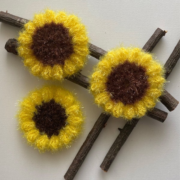 Sunflower Scrubby (2 sizes), Double Layer Crochet Scrubby, Kitchen Scrubby, Pot Scrubbers, Cleaning Dishwashing, Reusable, Eco-Friendly