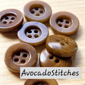 COROZO Flat Wide Edge / Brown 4-Hole Corozo Buttons / 12.5mm (Set of 6)