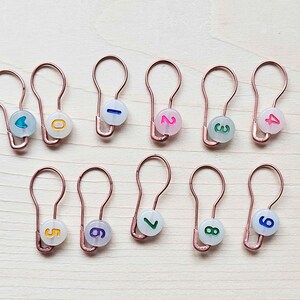 RAINBOW BEADS Numbered Bulb Pins Stitch Marker Set 11 pcs Row Counter Markers / Bulb Pins / Crochet Knitting Rose gold