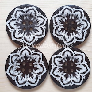 STARFLOWER DARK BROWN / 60mm / Set of 2 buttons / Wooden Buttons / Sewing Buttons