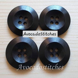 Clearance // WEDGE EDGE BLACK / 12.5-25mm / Wooden Buttons / Sewing Buttons