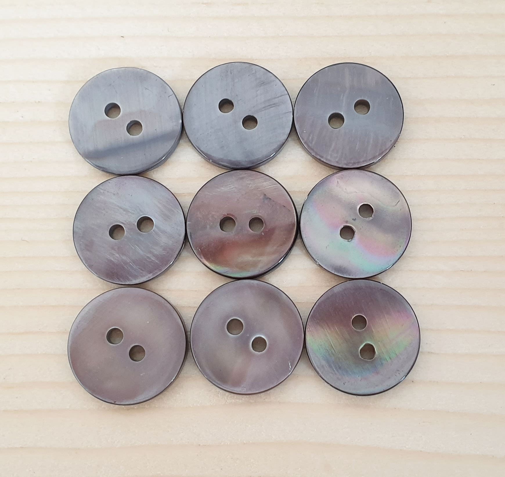 Buttons for Sewing, 100pcs 1 inch Buttons Large Wood Buttons for Crafts  Mixed Big Wooden Vintage Assorted Buttons 2 Holes Round Decorative Wood Craft  Buttons 25mm (Colorful Buttons) - Yahoo Shopping