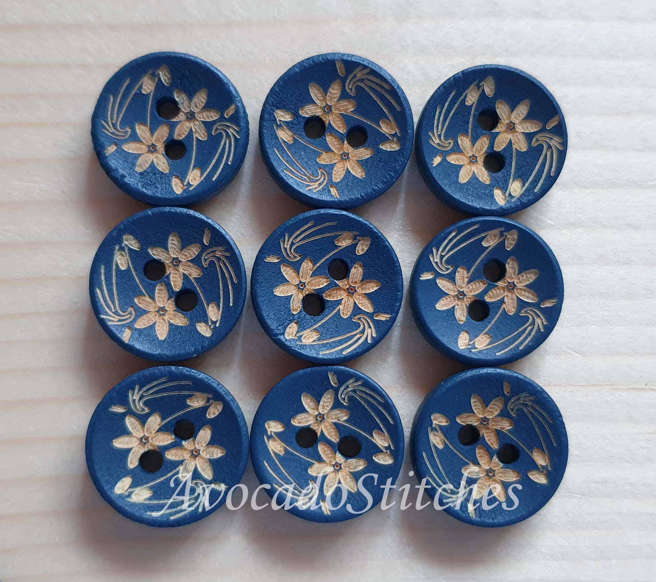 NAVY DAFFODIL / 15mm - 8 buttons / Dark Blue Wooden Buttons / Sewing Buttons
