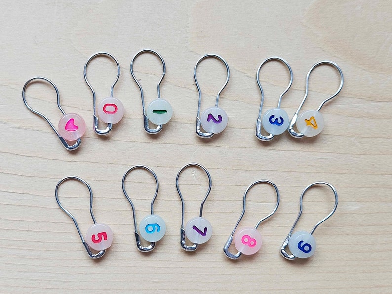 RAINBOW BEADS Numbered Bulb Pins Stitch Marker Set 11 pcs Row Counter Markers / Bulb Pins / Crochet Knitting Classic silver