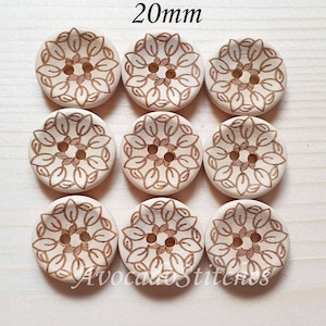 AvoDesigns LEAFY FLOWER / Unvarnished 2-Hole Wooden Buttons / 20mm 30mm