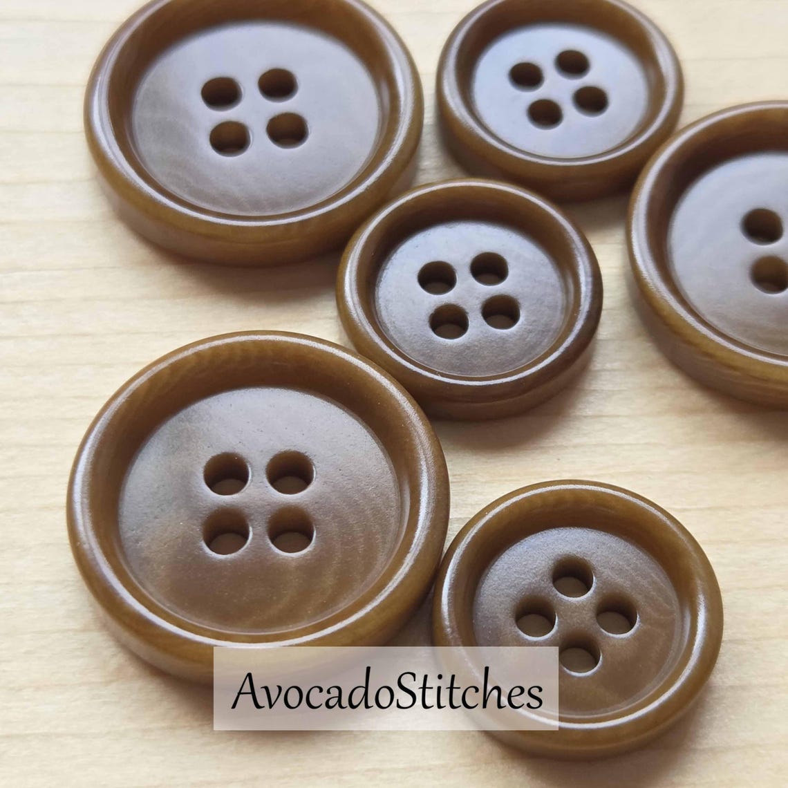 COROZO 4-hole Classic Brown / 15-20mm / Set of 6 Buttons / Corozo ...