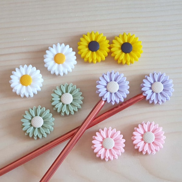 DAISY STITCH STOPPERS / 2 pcs / Knitting Needle Stoppers / Point Protection / Notions