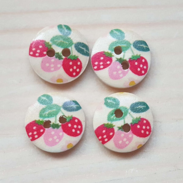 STRAWBERRIES / 15mm / Set of 8 buttons / Wooden Buttons / Sewing Buttons