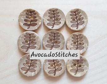 COCO BUTTON FERN / 11-18mm / Coconut Buttons / Sewing Buttons