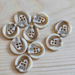 GLACIER / 20-30mm / Resin Buttons / Sewing Buttons 25mm - 6 buttons