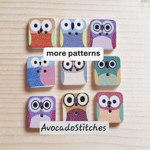 OWL SQUARE / 8 buttons / Wooden Buttons / Sewing Buttons
