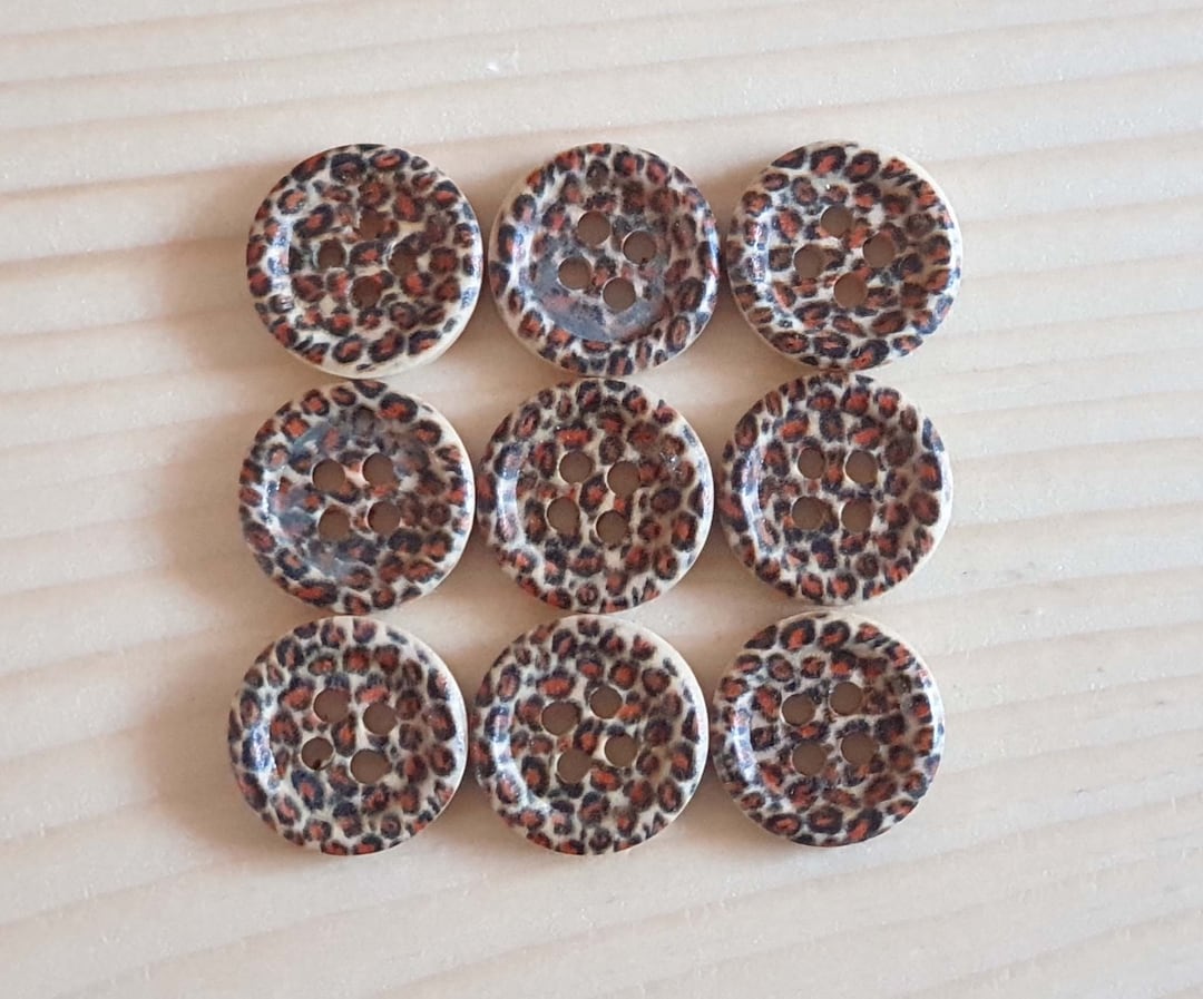 Clearance // LEOPARD / 15mm - 8 Buttons / Wooden Buttons / Sewing ...
