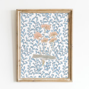 Blue Vintage Floral Baby&#39;s Breath Print, Digital Downloadable Wall Art, Trendy Decor, Abstract Vintage Painting, English Garden