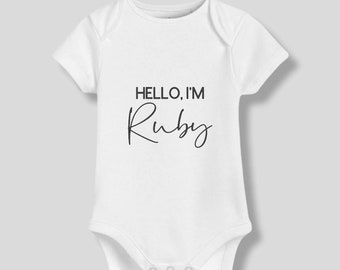 Hello I'm | Baby Name Reveal | Personalised baby bodysuit | Birth Announcement onesie | Baby photo prop | New baby | Newborn Accouncement |