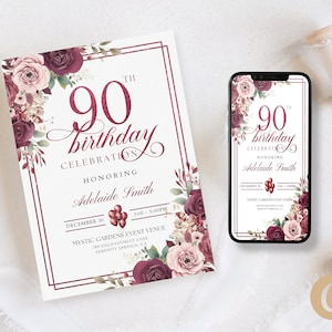 Könnte beinhalten: Eine Einladung zu einer 90. Geburtstagsfeier mit einem burgunderfarbenen Blumendesign. Die Einladung enthält den Text "90. Geburtstagsfeier" und "Zu Ehren von Adelaide Smith". Datum, Uhrzeit und Ort der Veranstaltung sind ebenfalls enthalten.
