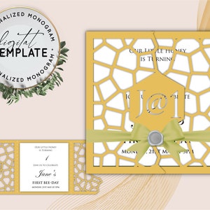 5x5 Custom Monogram Gate Fold Laser Cut Template Bee Birthday Party Invitation -SVG Silhouette Cricut - Geometrico Elegante Nido d'ape -021C