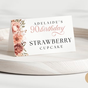 Modelo de canva de etiqueta de comida de 90 anos para mãe avó, elegante rosa dourado floral 90 anos nonagenário nome de menu decoração de festa BP0052