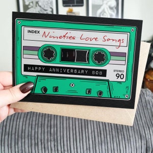 Cartão de aniversário retrô, novo bebê, nova casa, inauguração de casa, vintage, fita cassete, divertido, fofo, 90s, nostalgia, noventa, cartão de saudações