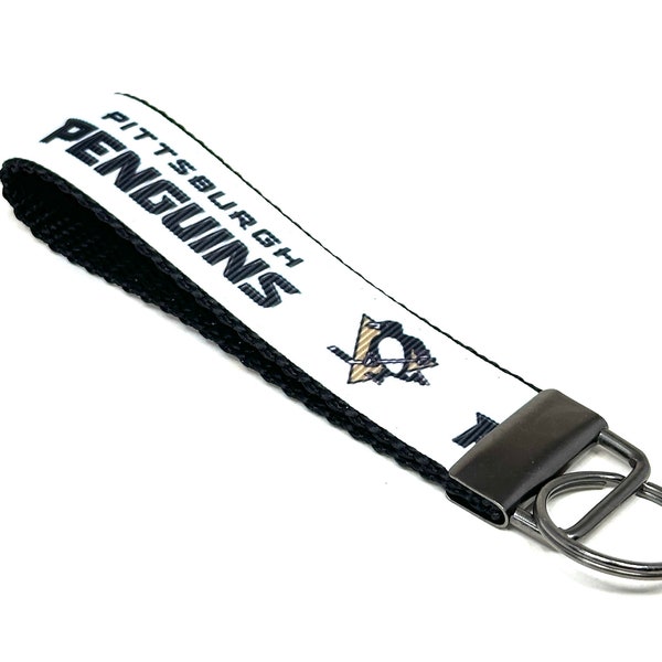 NHL Pittsburgh Penguins keychain / wristlet / ribbon keychain /key fob / key holder / key tag / sports team keychain / bag tag / sports gift