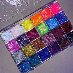 Glitter Palette with 24 Makeup Glitter Gels