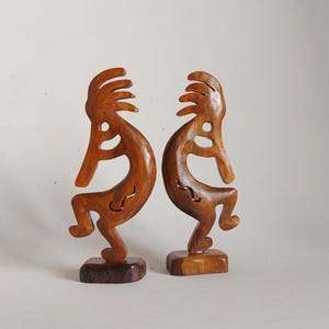 Kokopelli Home Decor , Dancing Kokopelli Figurines, Wood Carved Kokopelli Statuette, Wooden Southwestern Decoration