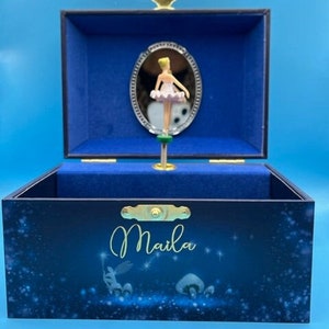 Musikschmuckdose Schmuckkasten Ballerina Mit Wunschnamen personalisiert leuchtet im Dunkeln