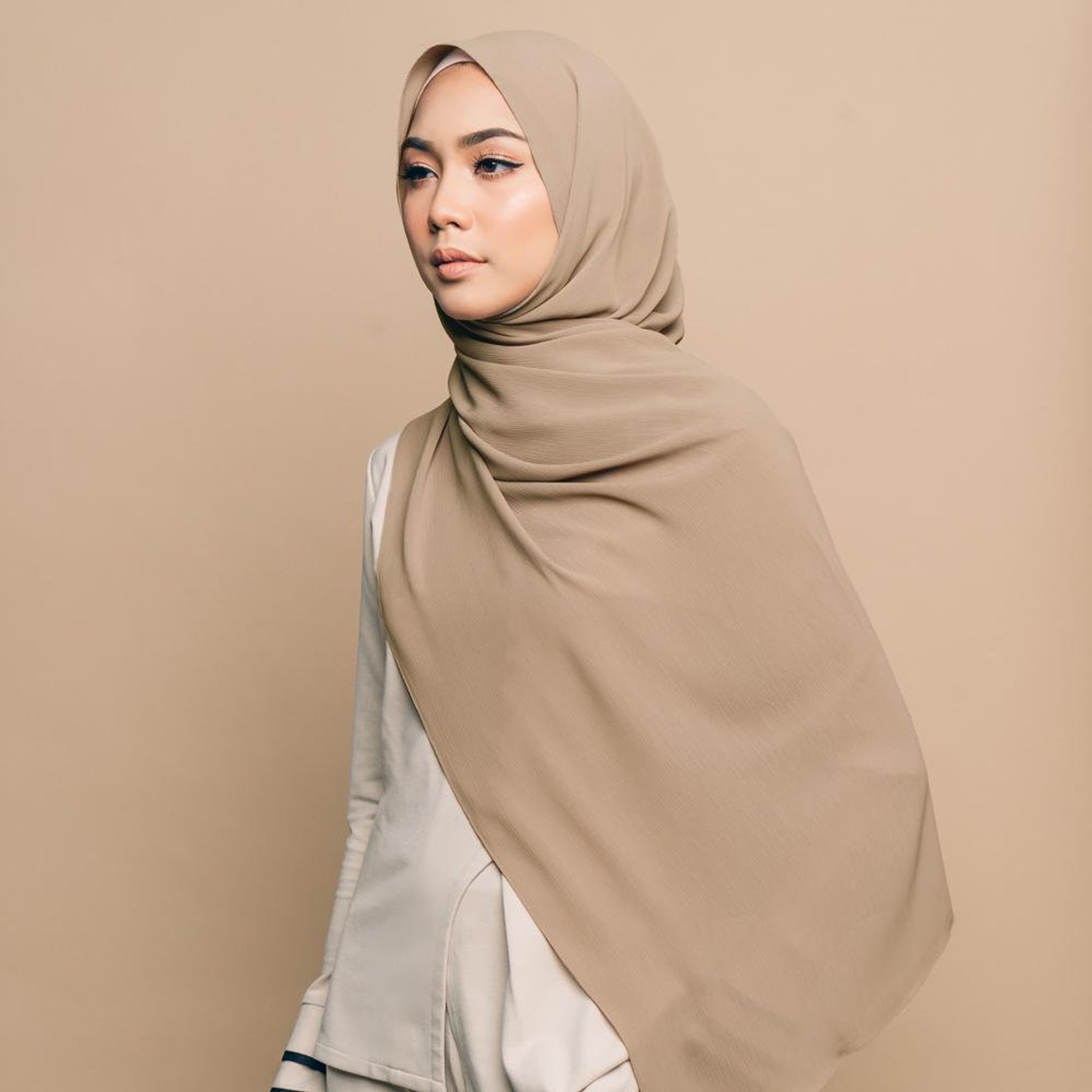 muna chiffon hijab