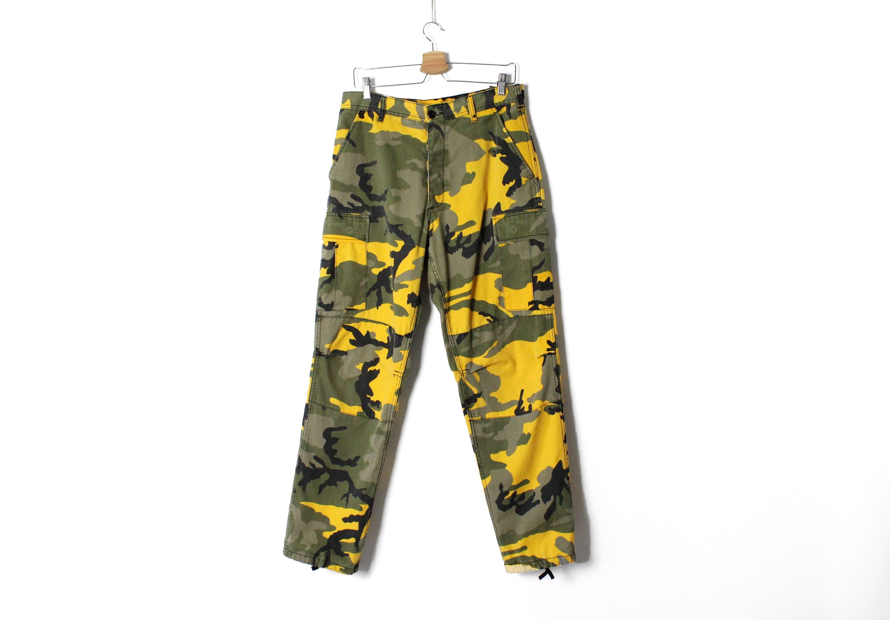 Supreme yellow shop camo pants