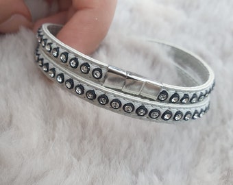 Grey Swarovski Leather Bracelet Women /Women Bracelet / Gifts for Her/ Bruin Swarovski Leer Armband Vrouwen/ Cadeau voor Haar/ Dames Cadeau