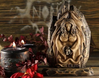 Lilith Statue: Wooden Goddess Altar Decor