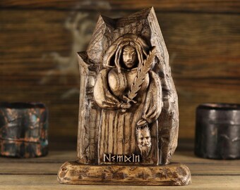 Nemain Statue: Celtic Warrior Goddess, Wooden Altar Decor