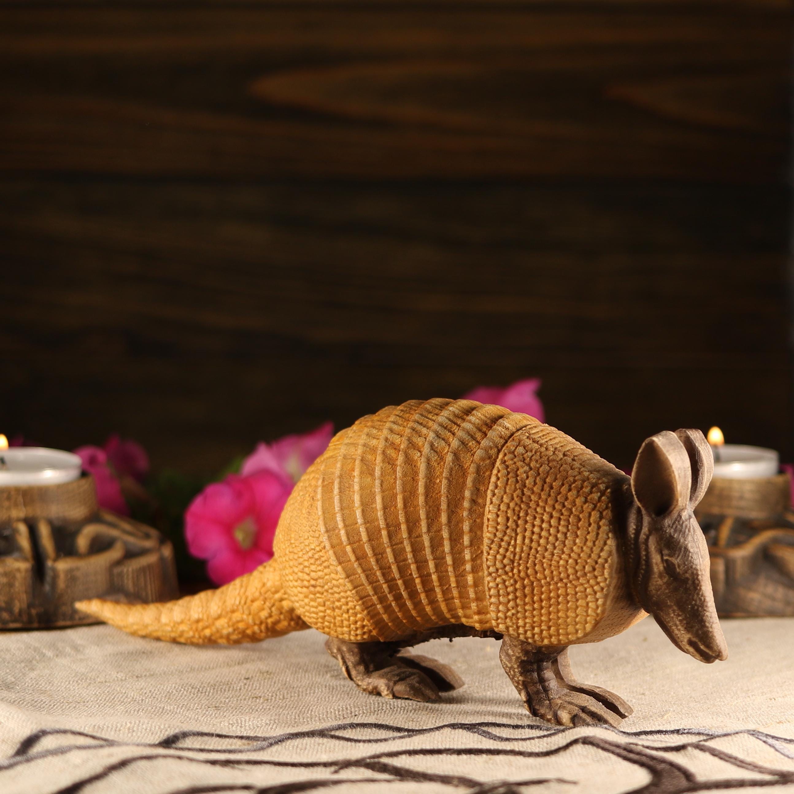 アルマジロの置物：テキサスの動物像 - Etsy 日本