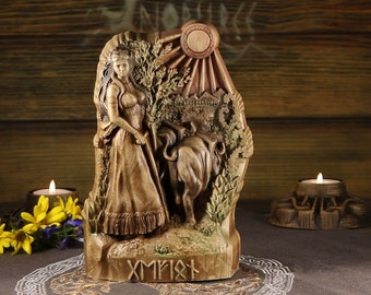 Hand Carved Ash Wood Gefjon Statue: Norse Pagan Goddess Altar Decor